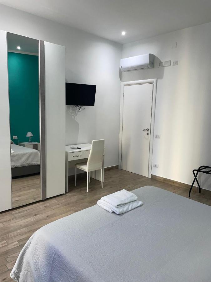 Dormire A Napoli Centro Holiday House Casa Vacanza Exteriér fotografie