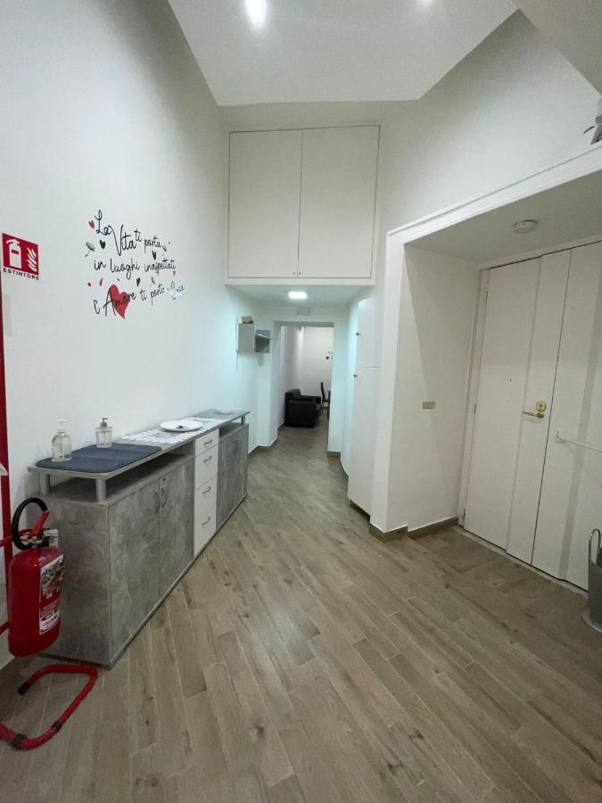 Dormire A Napoli Centro Holiday House Casa Vacanza Exteriér fotografie