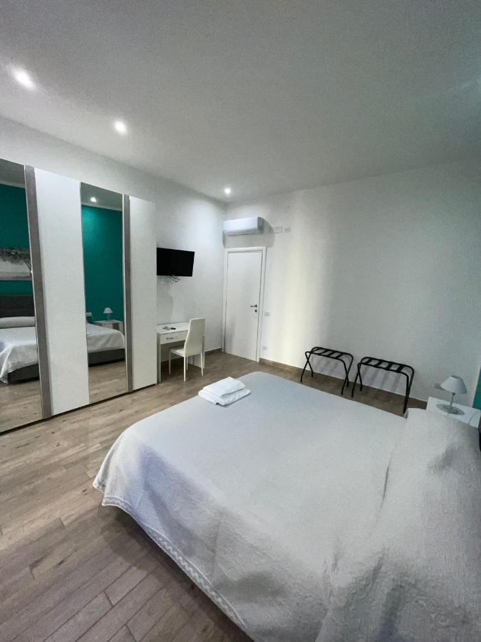 Dormire A Napoli Centro Holiday House Casa Vacanza Exteriér fotografie