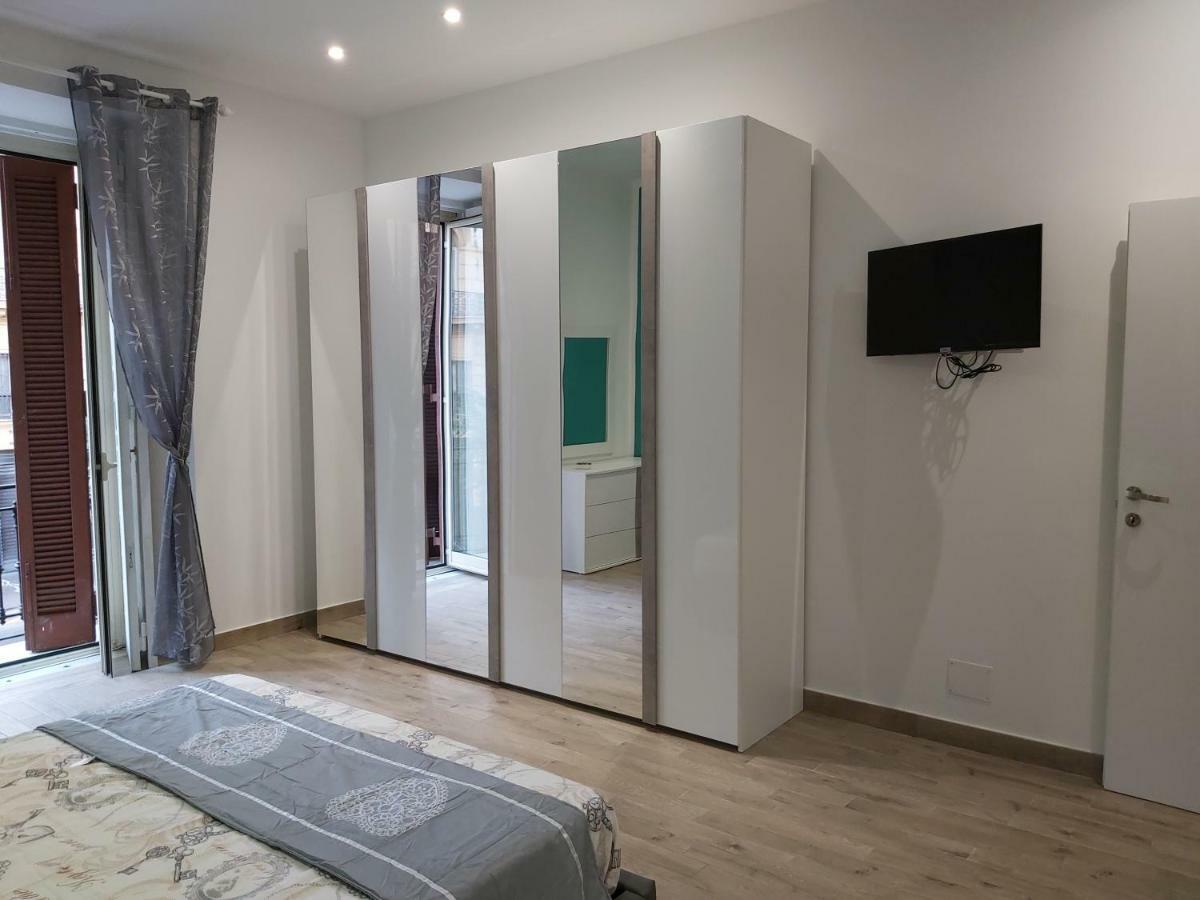 Dormire A Napoli Centro Holiday House Casa Vacanza Exteriér fotografie